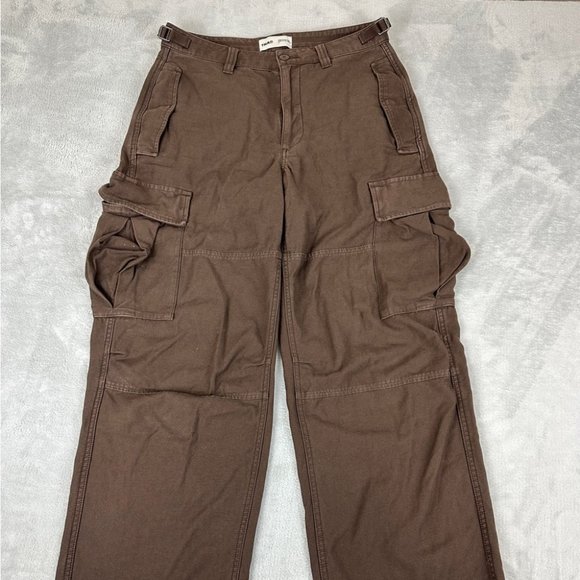 Aritzia Pants - Aritzia TNA Brown Cargos Women’s Size 6